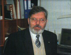 Генеральный директор - Владимир Николаевич Пepминов, кандидат технических наук, известный специалист в области разработки систем автоматизированного проектирования интегральных схем (САПР ИС) и методов математического моделирования.